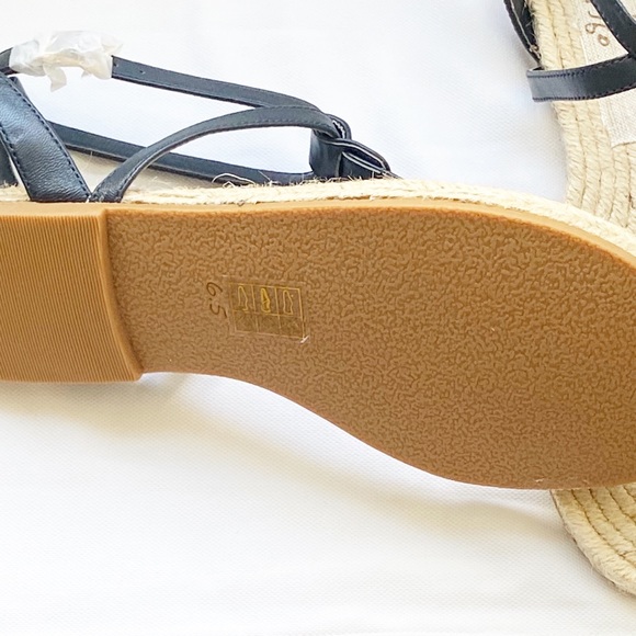 Jack Rogers Navy Sandals 6.5 NWT - Picture 3 of 5